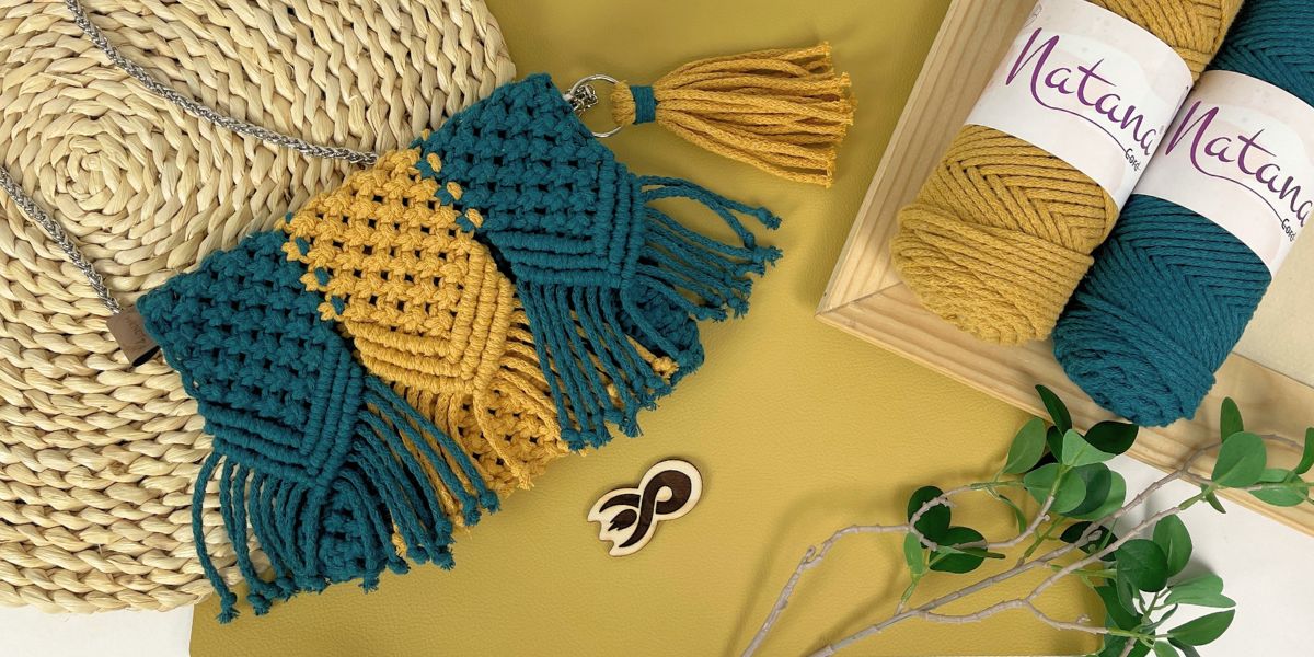 Kabelka macrame technikou