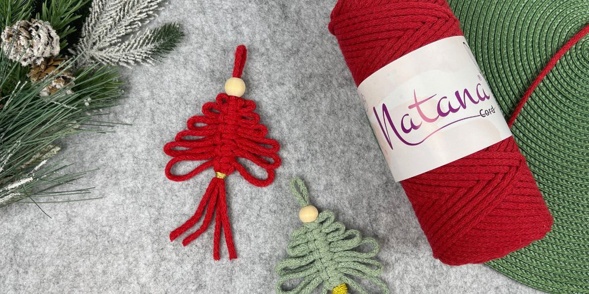 Macrame vánoční stromek